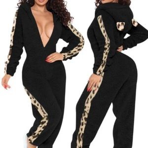 Cheetah Print 3D Ear Zip Front Lounge Pajamas Size Small